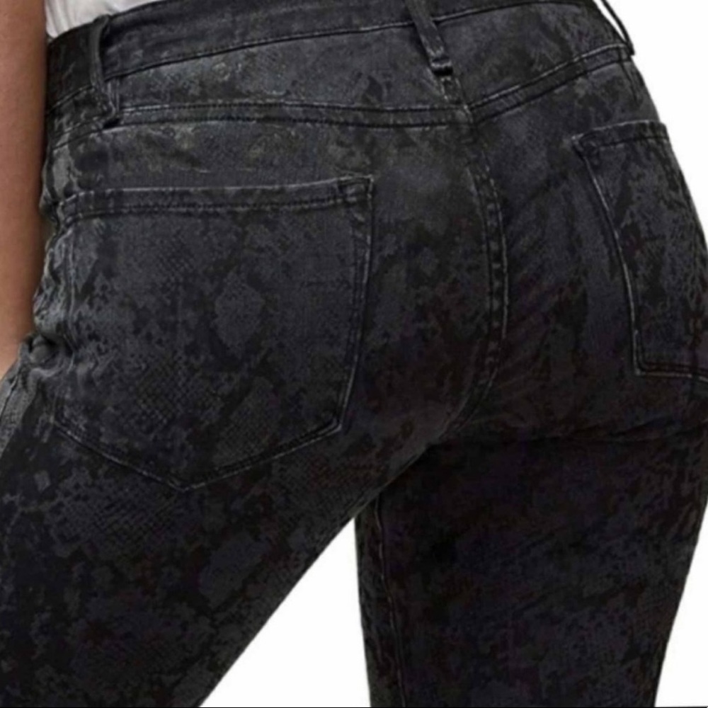 New Woman’s FRAME Le Skinny De Jeanne Python Black & Silver Skinny Jeans - Picture 11 of 16